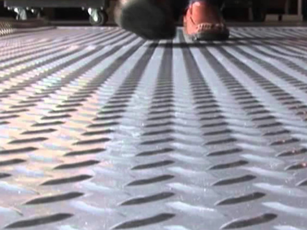 Diamond PVC Flooring Mat